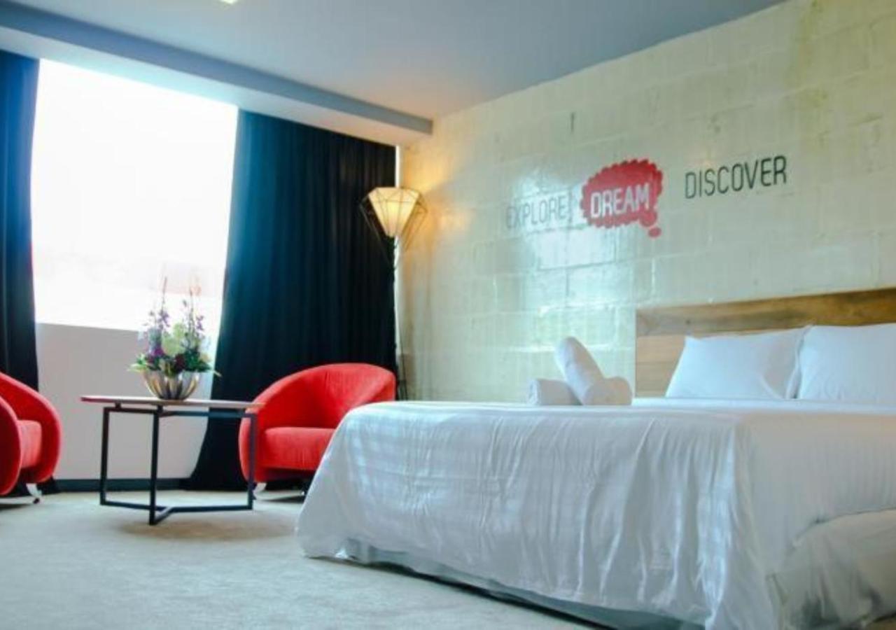 Hotel Pi Ipoh Esterno foto