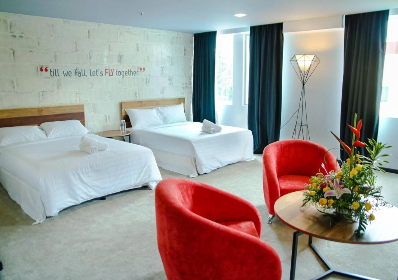Hotel Pi Ipoh Esterno foto